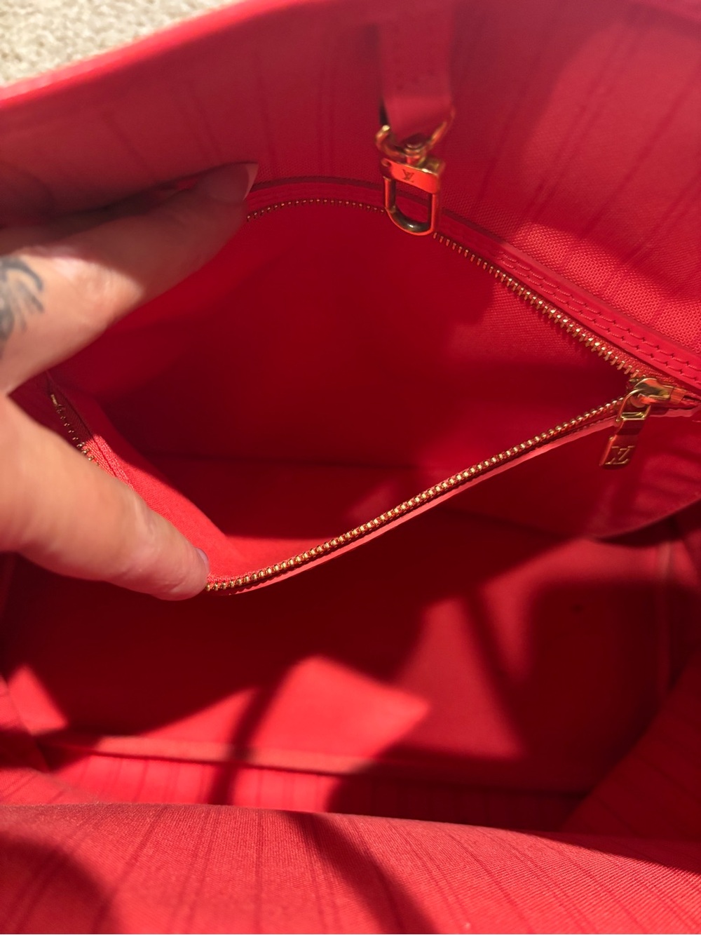 Limited Edition Louis Vuitton Brown Monogram Tote with Red Trim - Picture 7 of 9